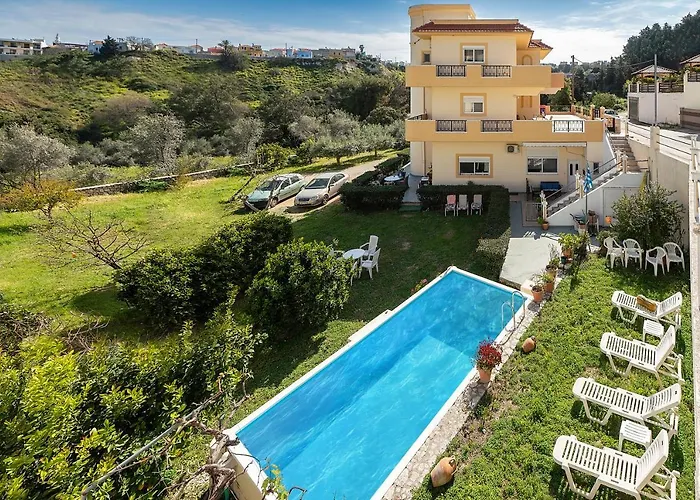 Rafaela's House Tatil Evi *